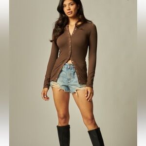 #218 Seamless snap up long sleeve top BROWN